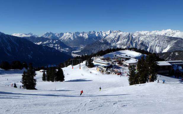 Ski resort Hochoetz – Oetz