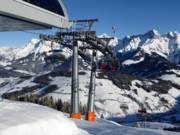 Schwarzeckalmbahn - 6pers. High speed chairlift (detachable) with bubble and seat heating