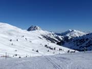 The Wildkogel Arena with a view of the Rettenstein