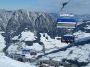 Gmahbahn lift with the Gratlspitz (Alpbach)