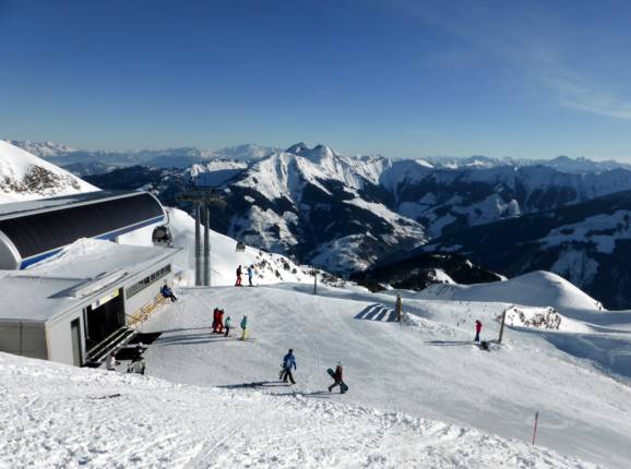 Mountain station of the Gipfel lift in Rauris